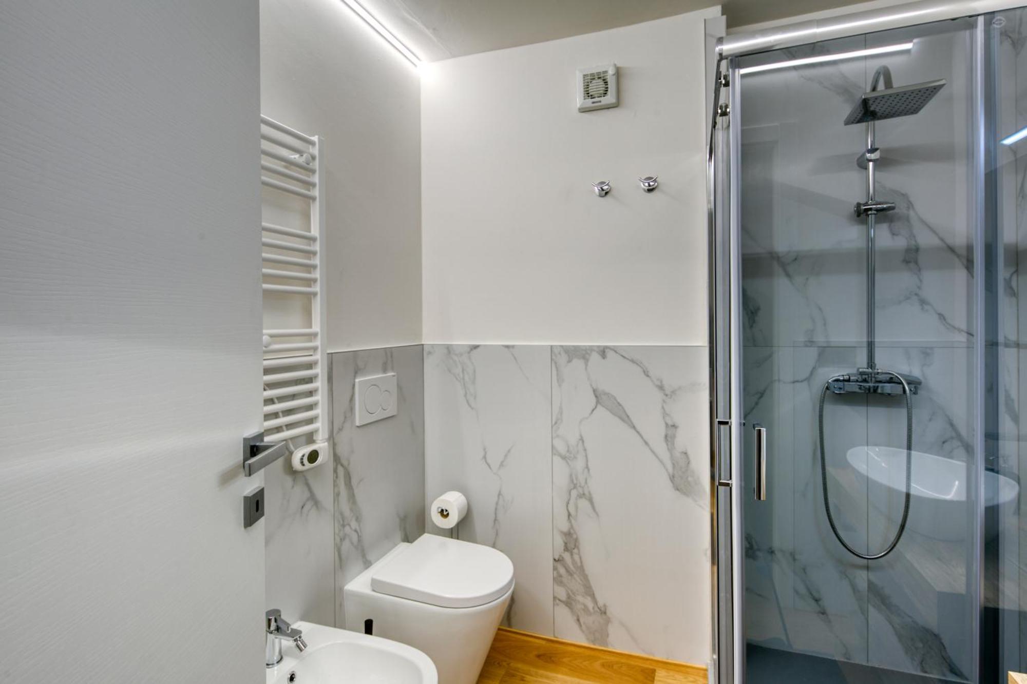 Appartamento Centro Torino Con Terrazzo ภายนอก รูปภาพ
